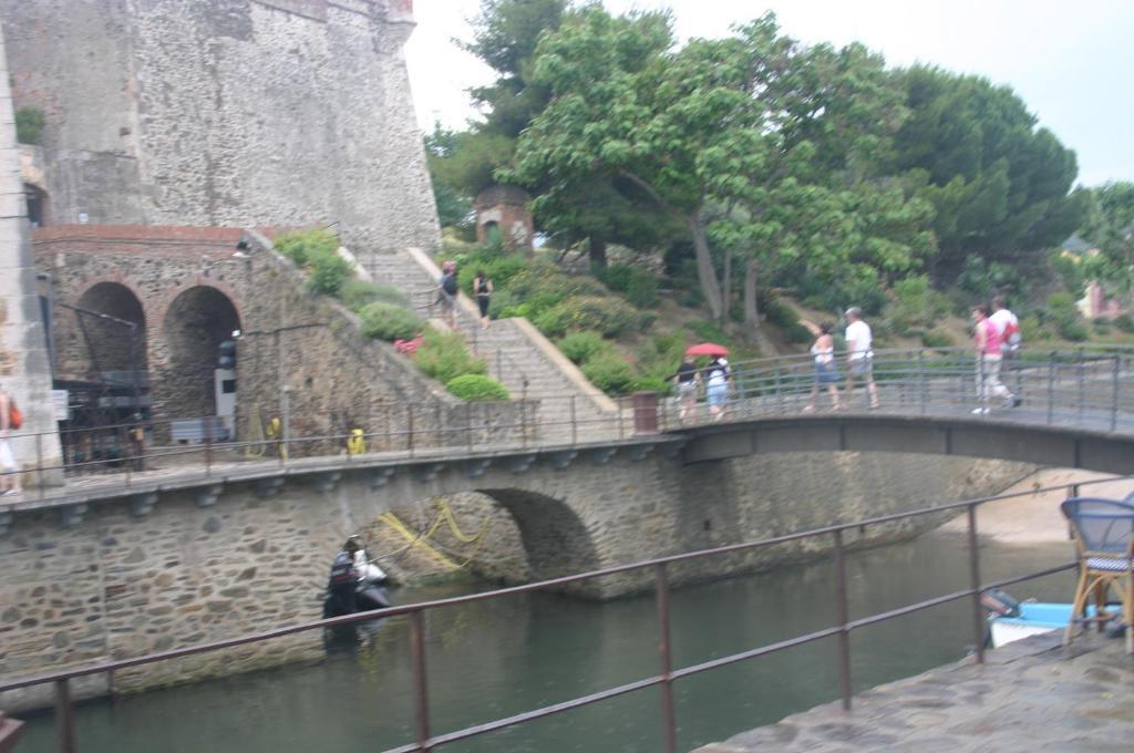 Aux Quatre Saisons Axat Bagian luar foto